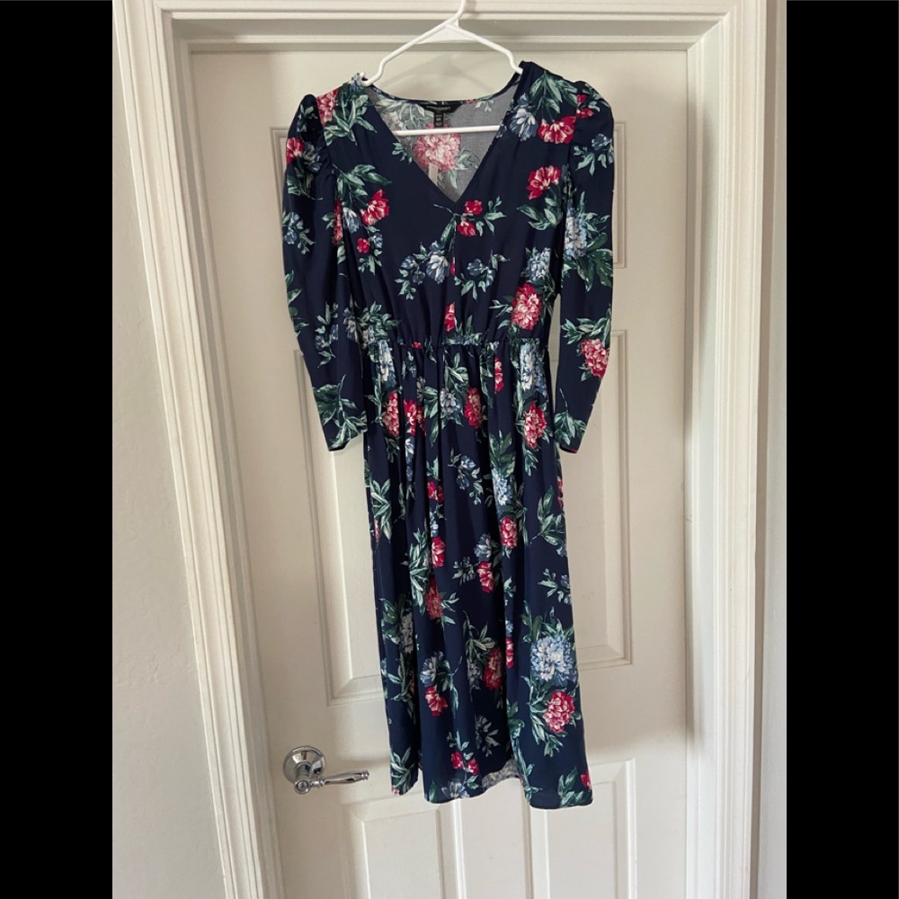 NWT Banana Republic Factory midi dress. Size XS